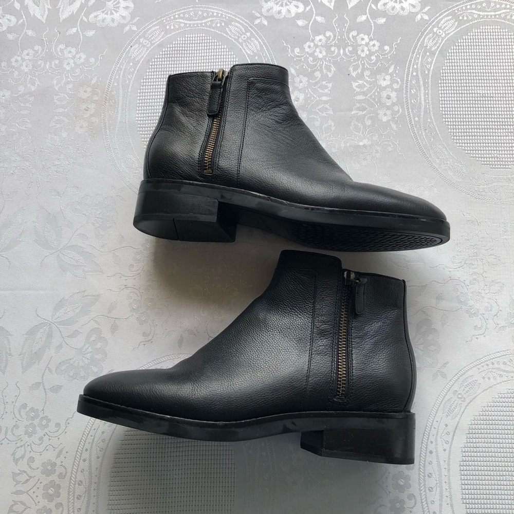 Cole Haan Grand Black Leather Double Side-Zip Heel Ankle Boots Women’s Size 8B